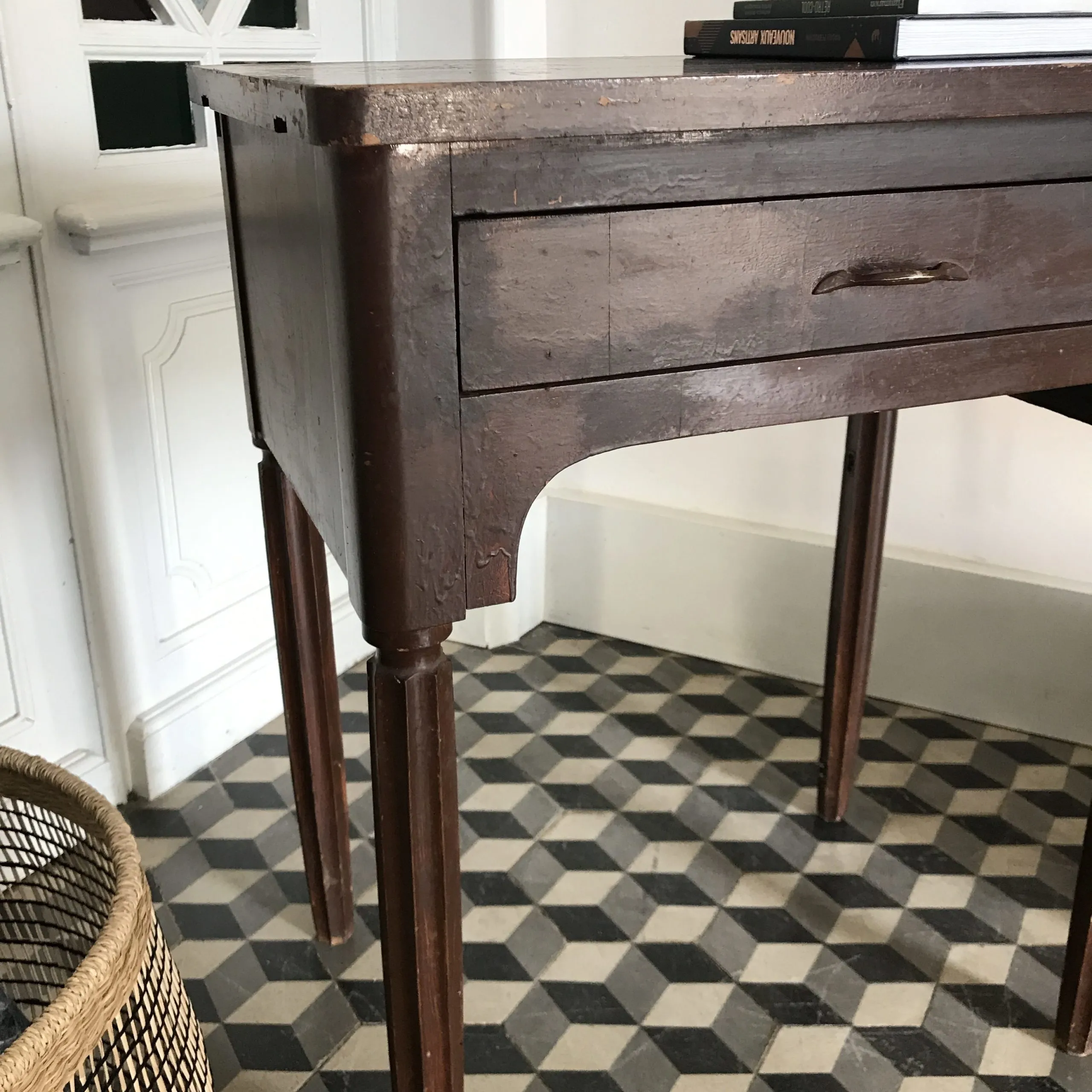 Table d’appoint en bois – Image 6