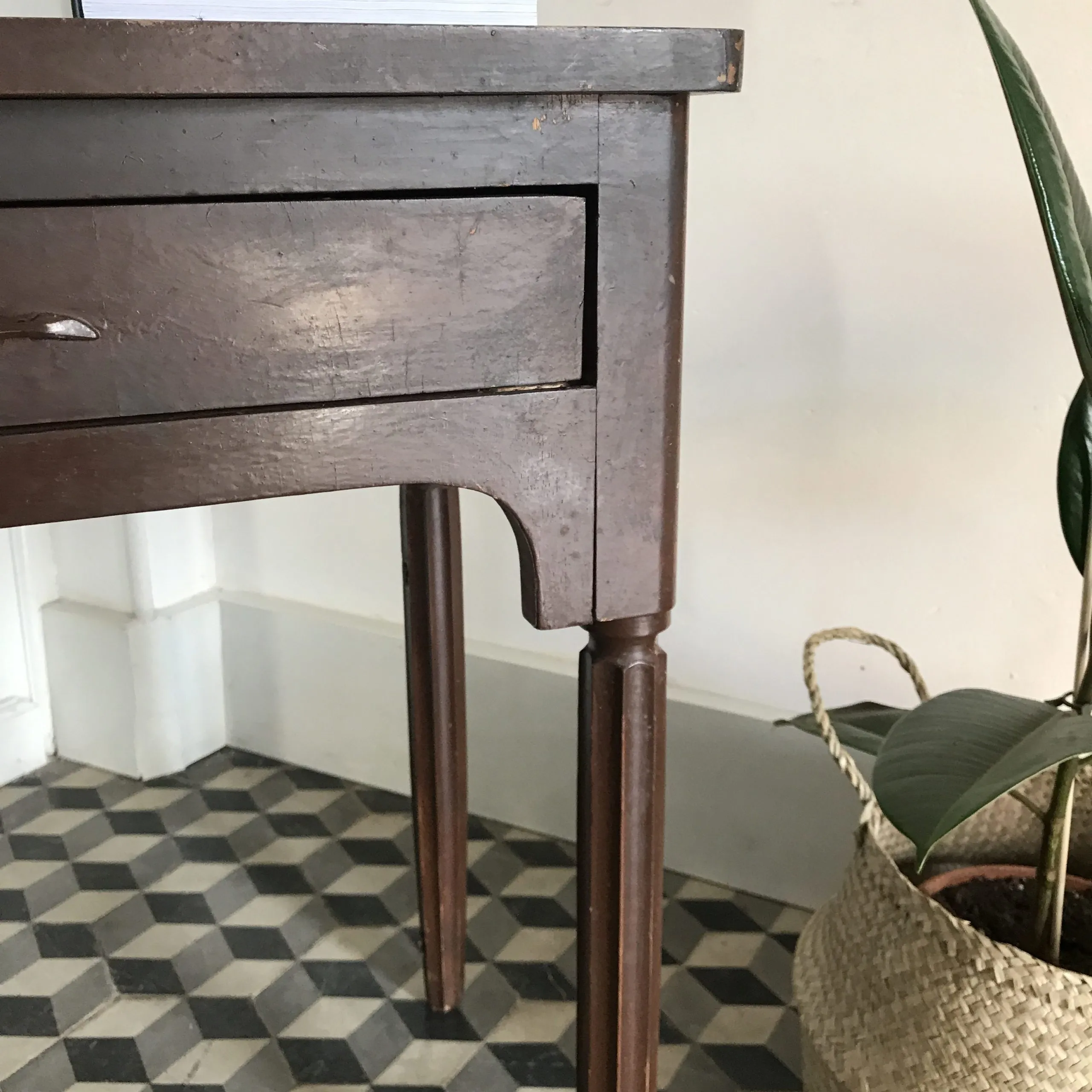 Table d’appoint en bois – Image 5