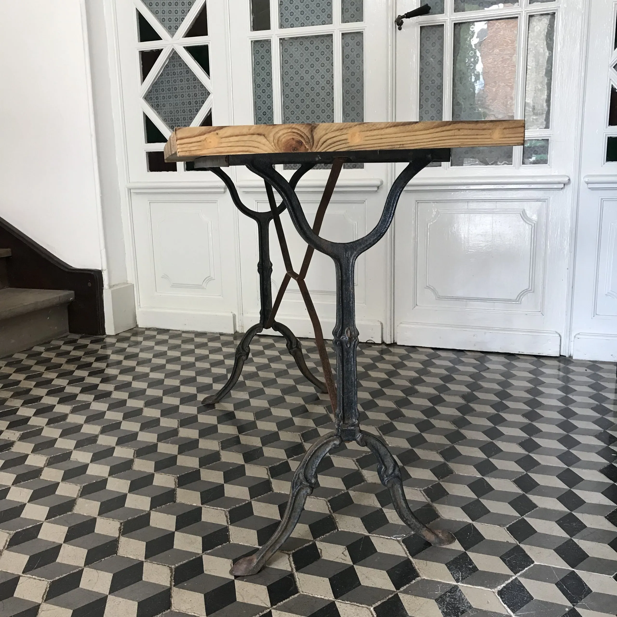 Table de bistrot industrielle – Image 7