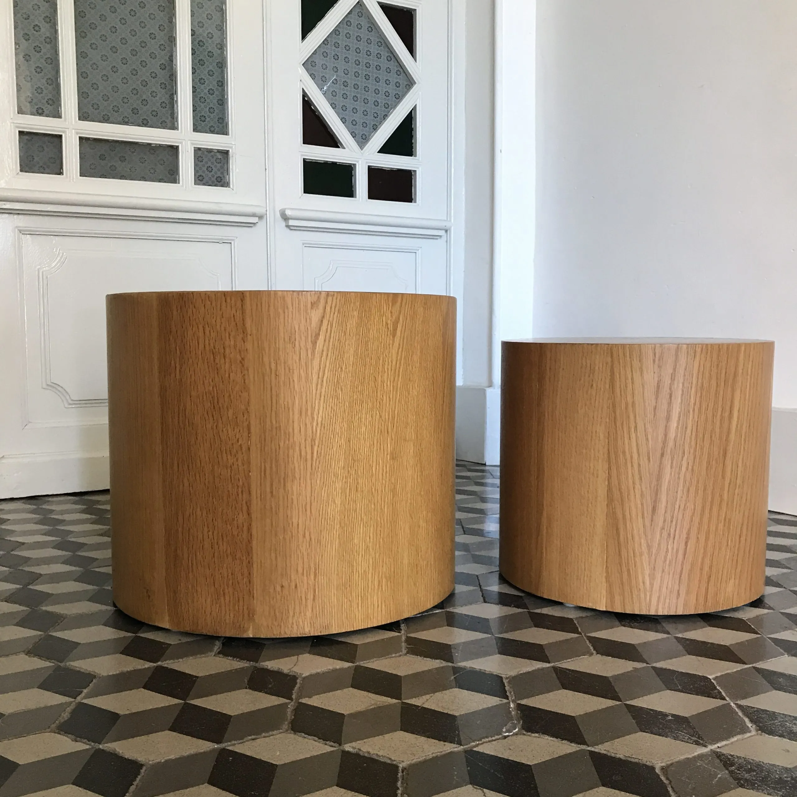 Bouts de canapé cylindrique en bois – Image 4